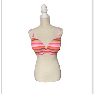 Victoria’s Secret push up bra‎